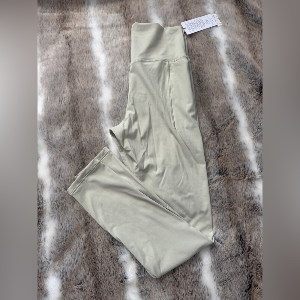 NWT CALIA Carrie Underwood Inspire Collection High Rise 7/8 Light Green Leggings